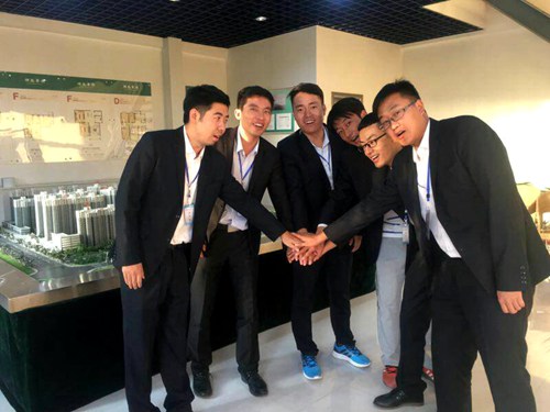 夢(mèng)想，堅(jiān)持，輝煌