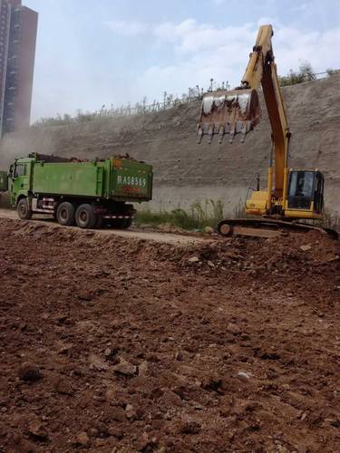 銅煤公司第十一部承建的西安航天基地藍(lán)山水岸住宅項目開工建設(shè)
