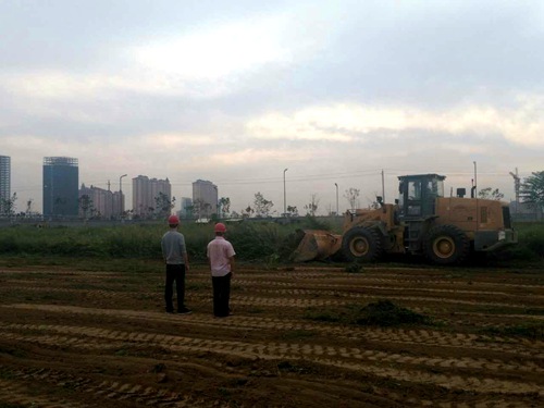 大秦置業(yè)公司“山水逸境”項目開工清表工作緊張有序推進(jìn)