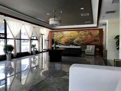 銅煤公司承建的漢中黎坪景區(qū)西流河酒店室內裝飾裝修工程順利通過竣工驗收