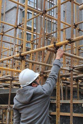 看，這才是共產黨員正確的打開方式