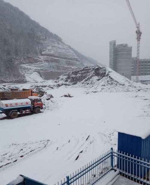 銅川分公司第二項目部戰(zhàn)風雪 保安全 促生產