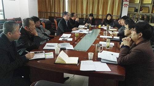 緊繃追趕超越之弦  緊抓生產經營工作