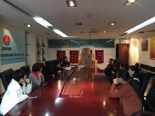 礦建二公司全體女職工歡度三八婦女節