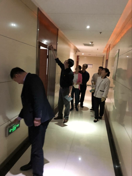 建設集團綜合部開展機關辦公樓衛生檢查工作