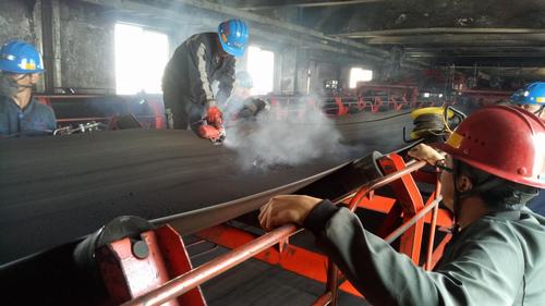 陜煤建設洗選煤運營公司:齊心協力“敢攻堅,打硬仗”