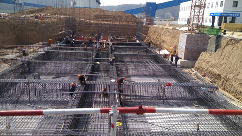 陜煤建設(shè)天工公司土建七部彬長(zhǎng)鐵運(yùn)公司辦公樓工程優(yōu)質(zhì)高效樹(shù)形象