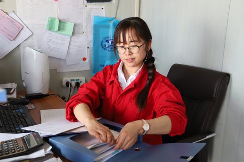 風一樣的女子——白小玲