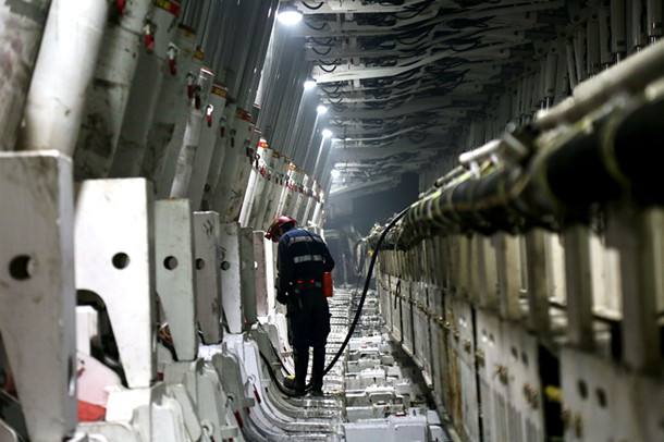 陜煤建設設計研究院與紅柳林礦業公司聯合開展長距離工作面設計考察工作