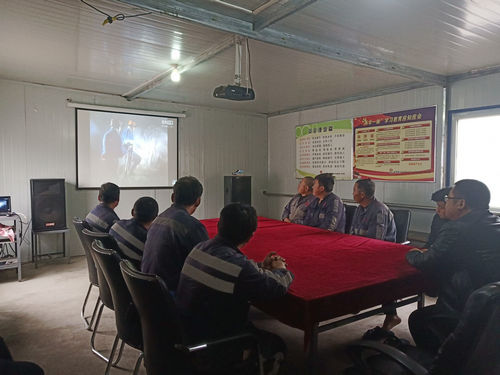 陜煤建設洗選煤運營公司:開展安全警示伴我行活動