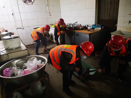 陜煤建設(shè)澄合分公司十五部開(kāi)展煤氣中毒應(yīng)急演練