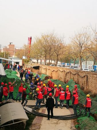 人心齊、泰山移,團結就是力量