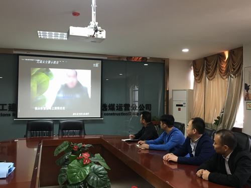 陜煤建設(shè)洗選煤運營公司：給駕駛員“加加油”