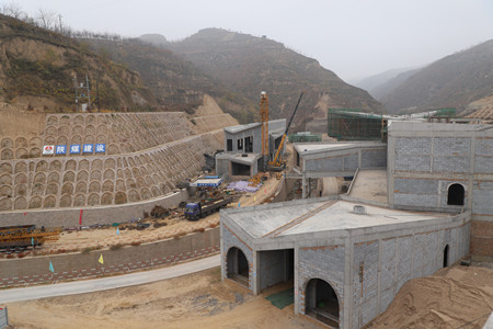 用敬業和執著譜寫青春奉獻之歌