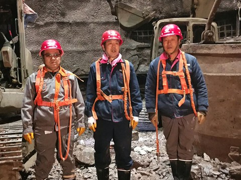 宋培章深入基層一線檢查指導工作