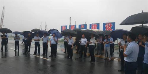 銅川市、渭南市領(lǐng)導(dǎo)率團(tuán)觀摩渭南分公司南京金龍純電動商用車項目