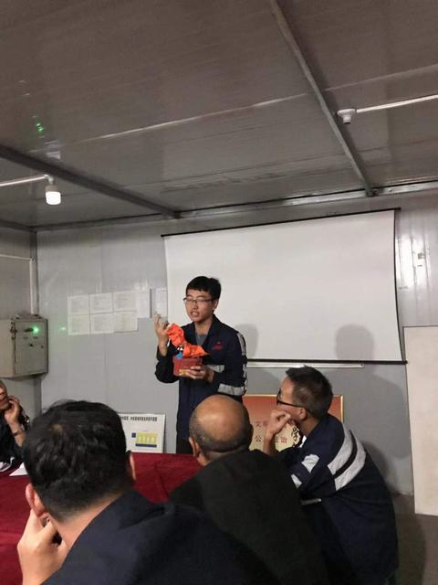 陜煤建設洗選煤運營公司小保當運營項目部成功舉行年度自救器技術比武大賽