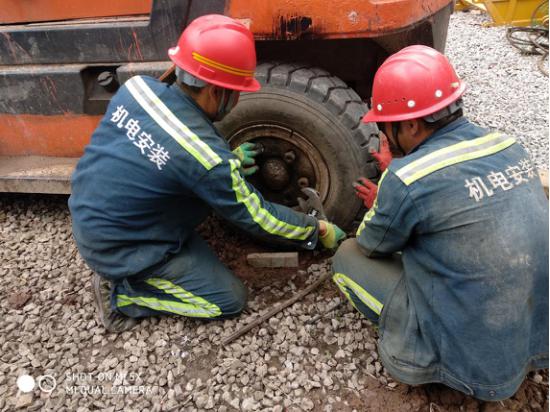 陜煤建設(shè)機(jī)電安裝公司:“五個強(qiáng)化”抓好汛期安全生產(chǎn)