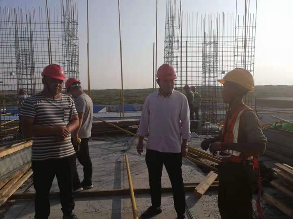 企業發展浪潮中的一朵浪花