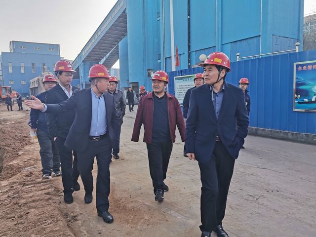 楊讓順一行深入陜北片區施工現場檢查指導工作