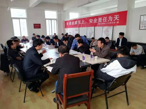 銅煤一、二號住宅小區最后一棟住宅樓順利通過竣工驗收!