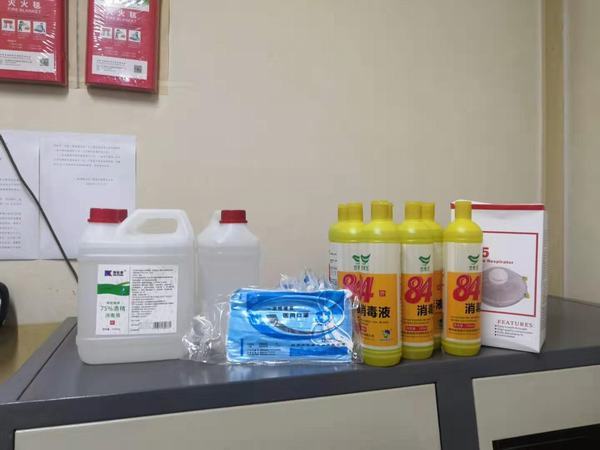 陜煤建設(shè)韓城分公司防控新型冠狀病毒我們?cè)谛袆?dòng)!