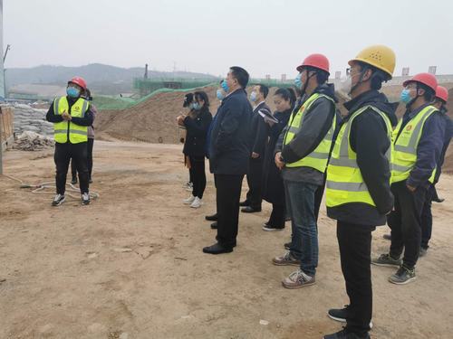 陜西省政府投資評審中心、陜西省發改委縣域處及咸陽市發改委相關領導蒞臨銀西高鐵項目指導檢查工作