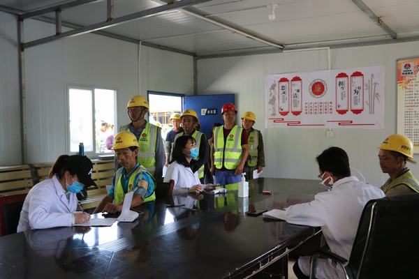 陜煤建設澄合分公司土建三部體檢+講座給工友送關愛