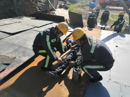 陜煤建設機電安裝公司彬長項目部:開展安全應急演練促生產