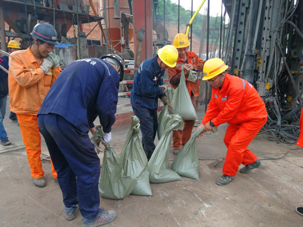 陜煤建設礦建三公司崔木項目部:不懼風雨,聞“汛”而動