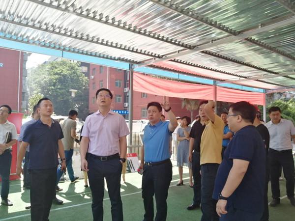 西安市新城區(qū)區(qū)長(zhǎng)王征一行深入老舊小區(qū)改造項(xiàng)目調(diào)研指導(dǎo)工作