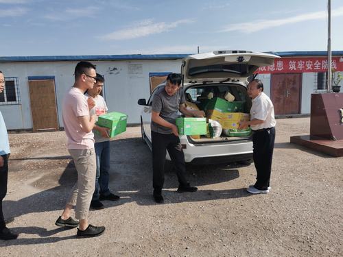 陜煤建設掘進公司：防暑慰問確保安全生產