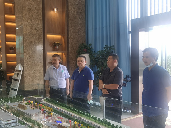 寧興剛赴四川廣元考察項目