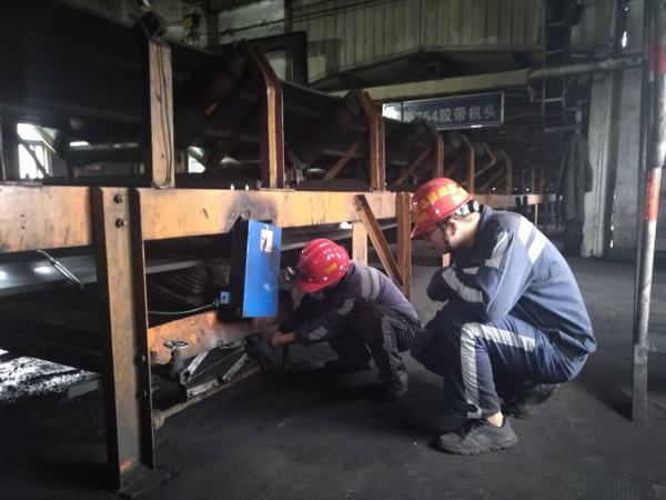 我們的檢修工人