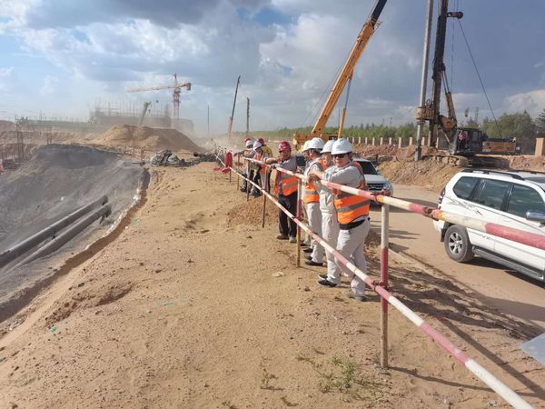 西北電力設計院有限公司黨委書記、董事長胡明深入陜煤建設天工公司施工現場慰問指導工作