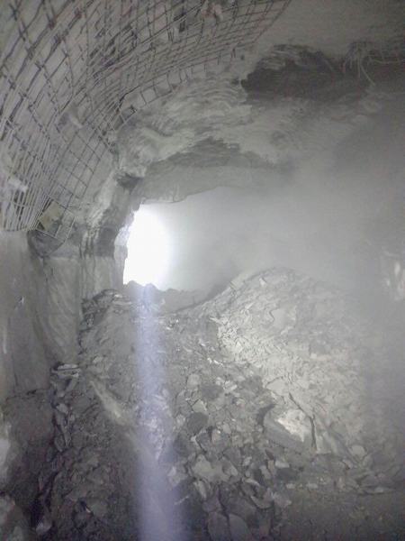 陜煤建設礦建二公司冶坪項目部一采區外水倉順利貫通