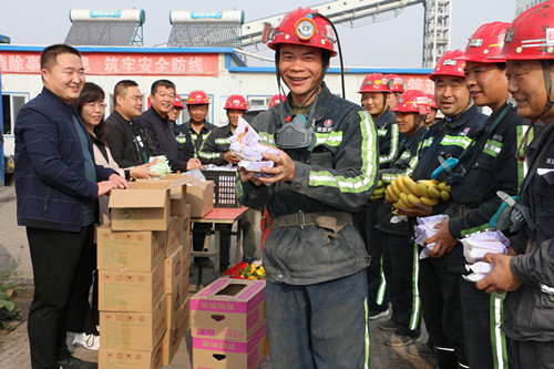 陜煤建設(shè)機(jī)電安裝公司:節(jié)日囑安全 慰問暖人心