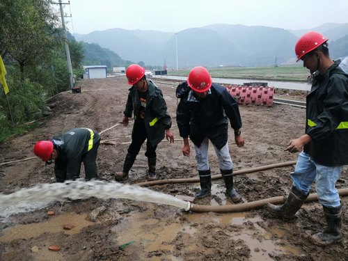 陜煤建設路橋分公司基層項目部開展應急演練備戰(zhàn)“雙節(jié)”