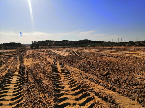 陜煤建設路橋分公司承建的榆北生產服務設施運煤專線道路工程順利開工