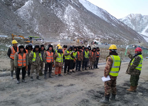 陜煤建設礦建三公司:開好班前會,彈好安全管理“前奏曲”