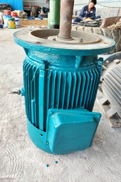 陜煤建設礦建二公司王峰項目部：節支降耗控成本修舊利廢做文章