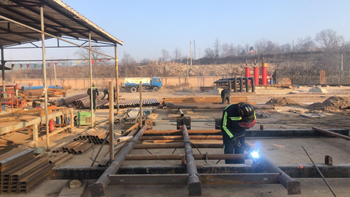 陜煤建設機電安裝公司：冬至雖冷人心暖