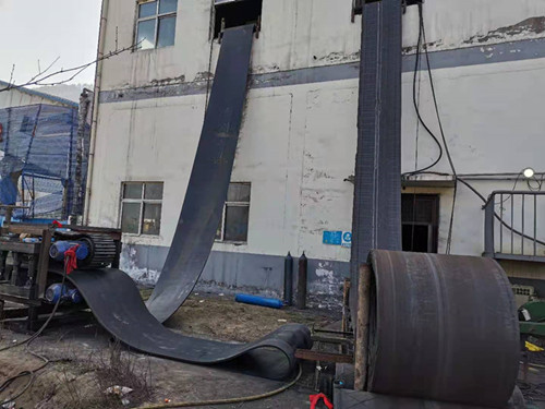 【春節(jié)一線報道】陜煤建設機電安裝公司36小時完成雙龍礦主斜井膠帶更換工程