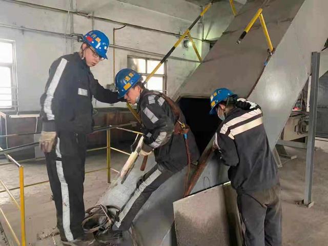 陜煤建設洗選煤運營公司紅柳林洗煤廠項目部：打響春季設備檢修攻堅戰