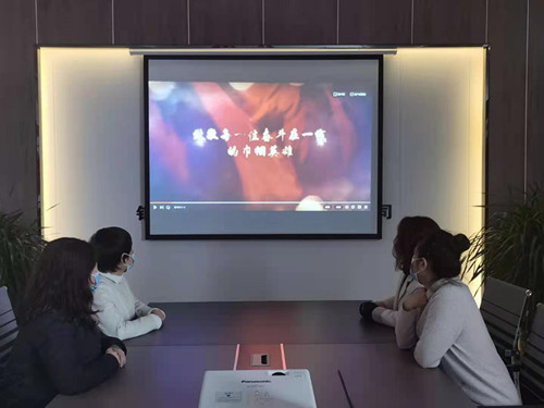 陜煤建設川耀公司開展“巾幗綻芳華，感受她力量”三八節主題活動