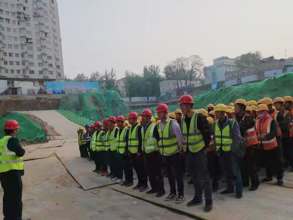 陜煤建設韓城分公司土建二項目部：“三查”行動讓勞務工安心、暖心、舒心每一天