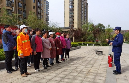 陜煤建設公司:秦和物業江南世紀城管理處以消防演練提高全員安全防御能力