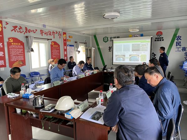 陜煤建設中儲糧項目部承建的西安直屬庫有限公司淺圓倉獲得省優質結構工程和綠色施工示范工程殊榮