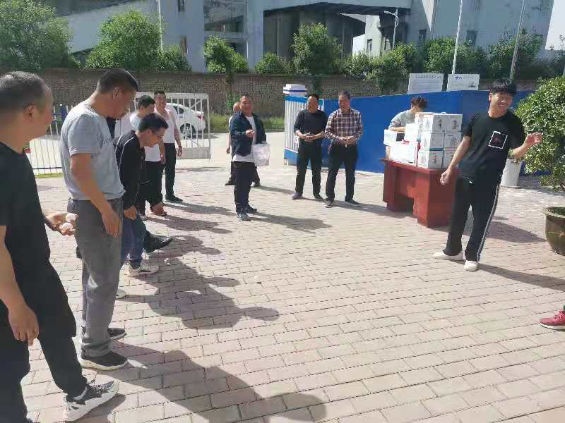 陜煤建設土建第十二項目部舉行“五一”勞動節趣味運動會比賽