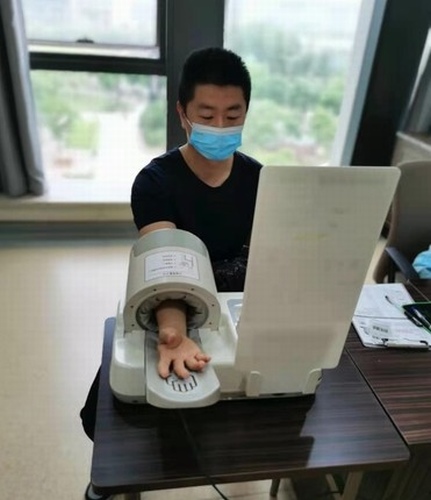 陜煤建設路橋分公司關愛職工健康促企業發展